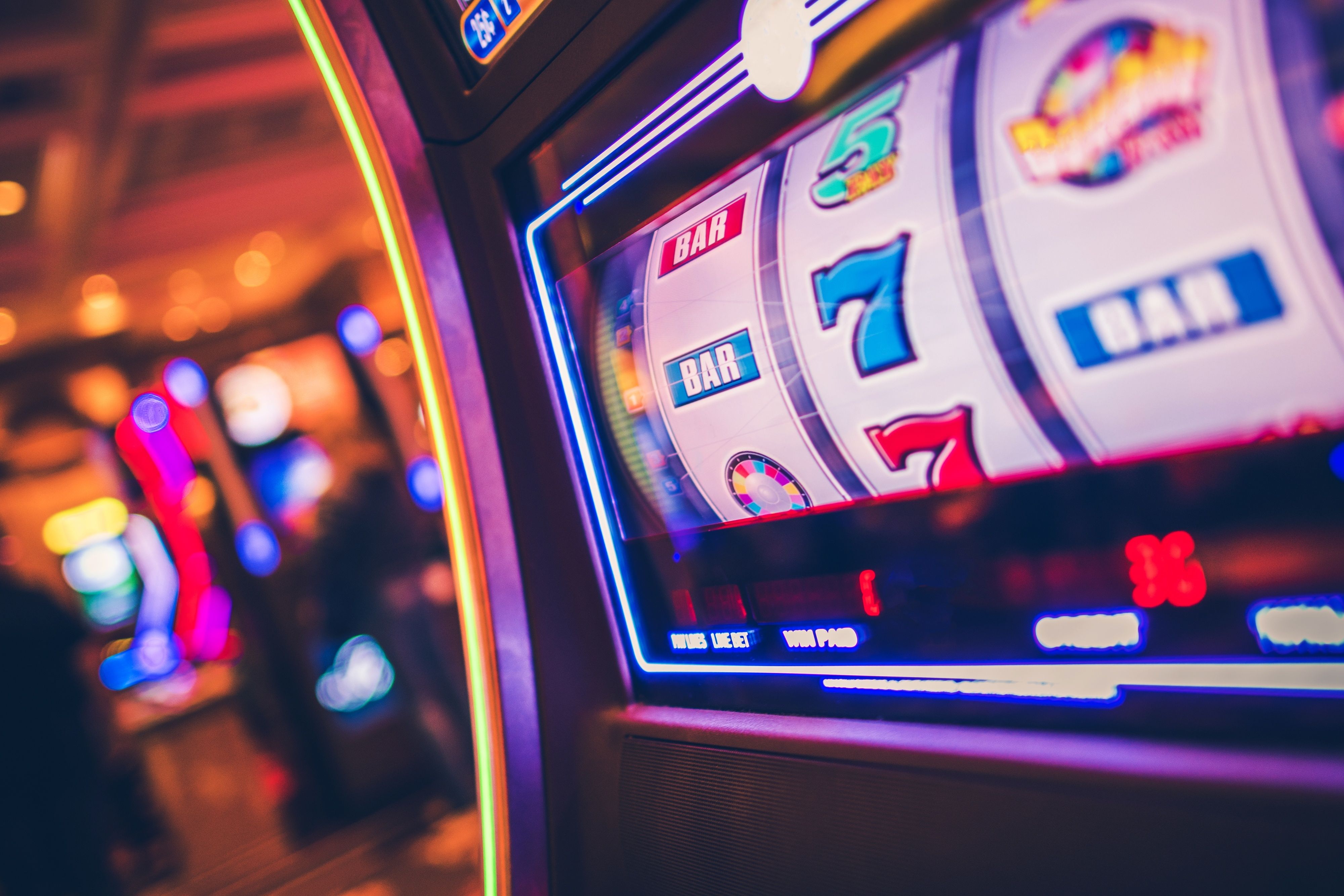 surga88 live roulette table with dealer and real-time betting interface on mobile screen